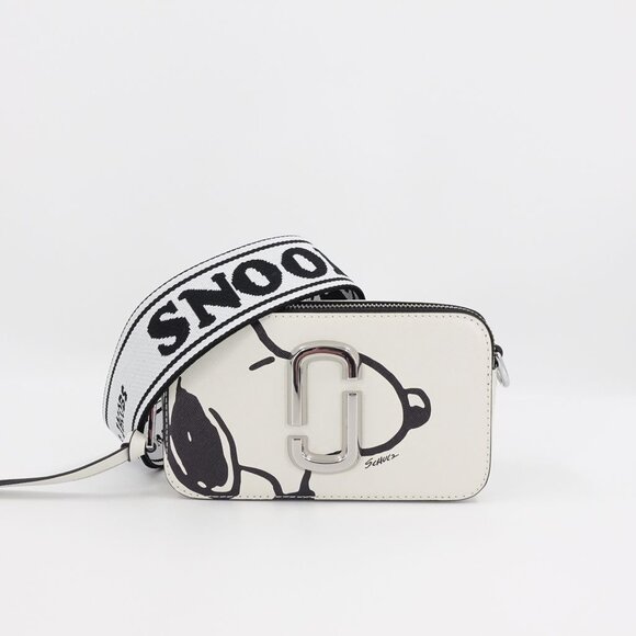 Marc Jacobs x Peanuts Snoopy The Snapshot Logo Plaque Crossbody Bag White OS - Picture 14 of 14